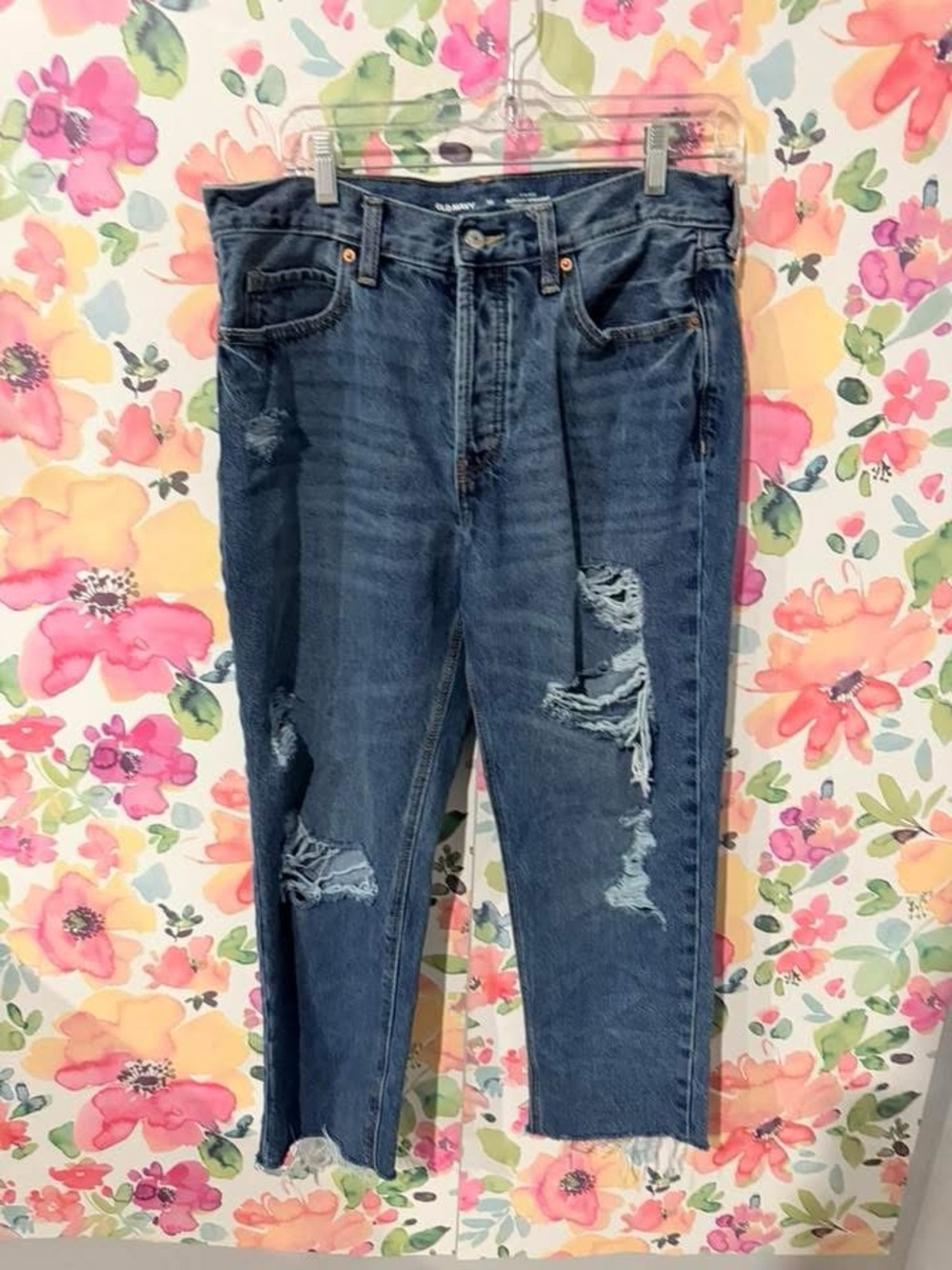 Old Navy Distressed Dark Blue Cropped Jeans
